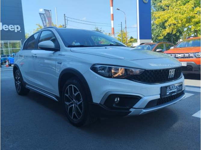 Fiat Tipo 1.6 mjtd Cross 